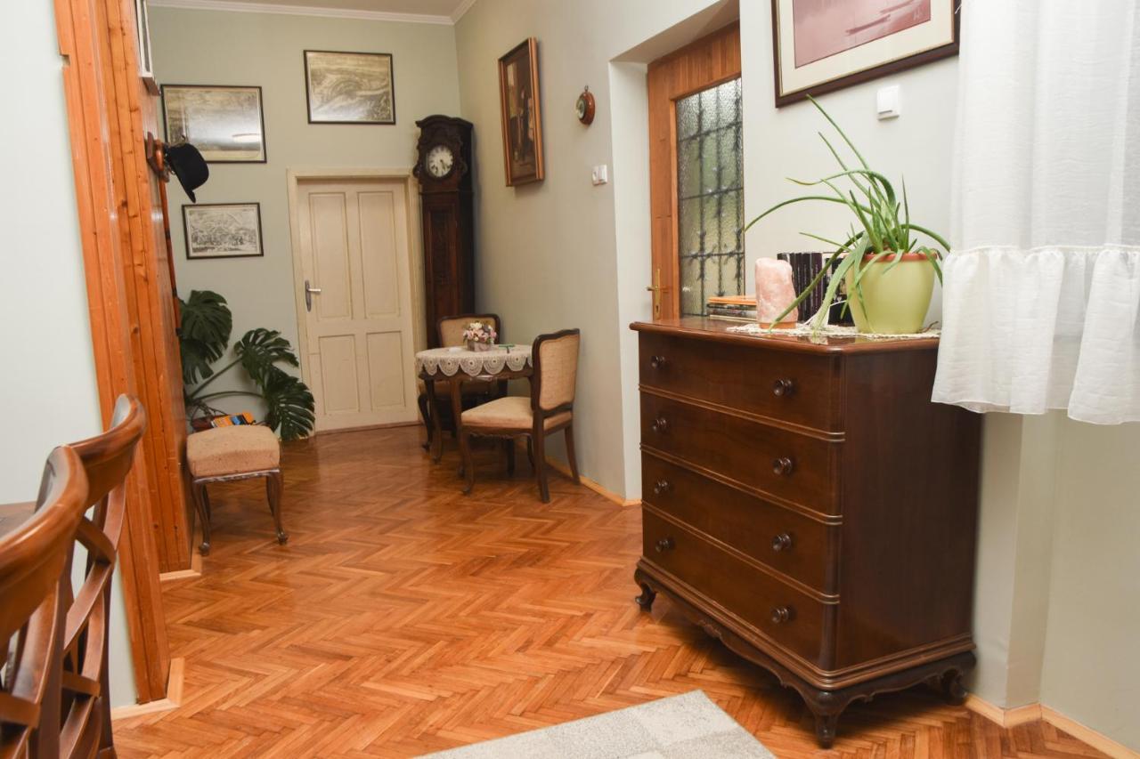 Apartman Woolf Zenta Kültér fotó